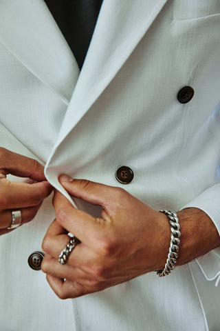 Vedligeholdelse af et jakkesæt | Blog fra suitclub.dk