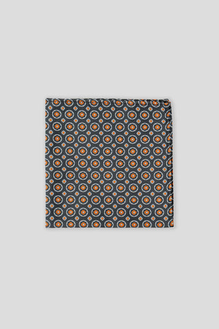 Orange blomstrede lommeklud