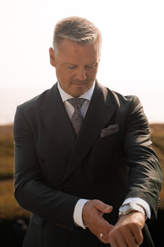 Morten Larsen i jakkesæt