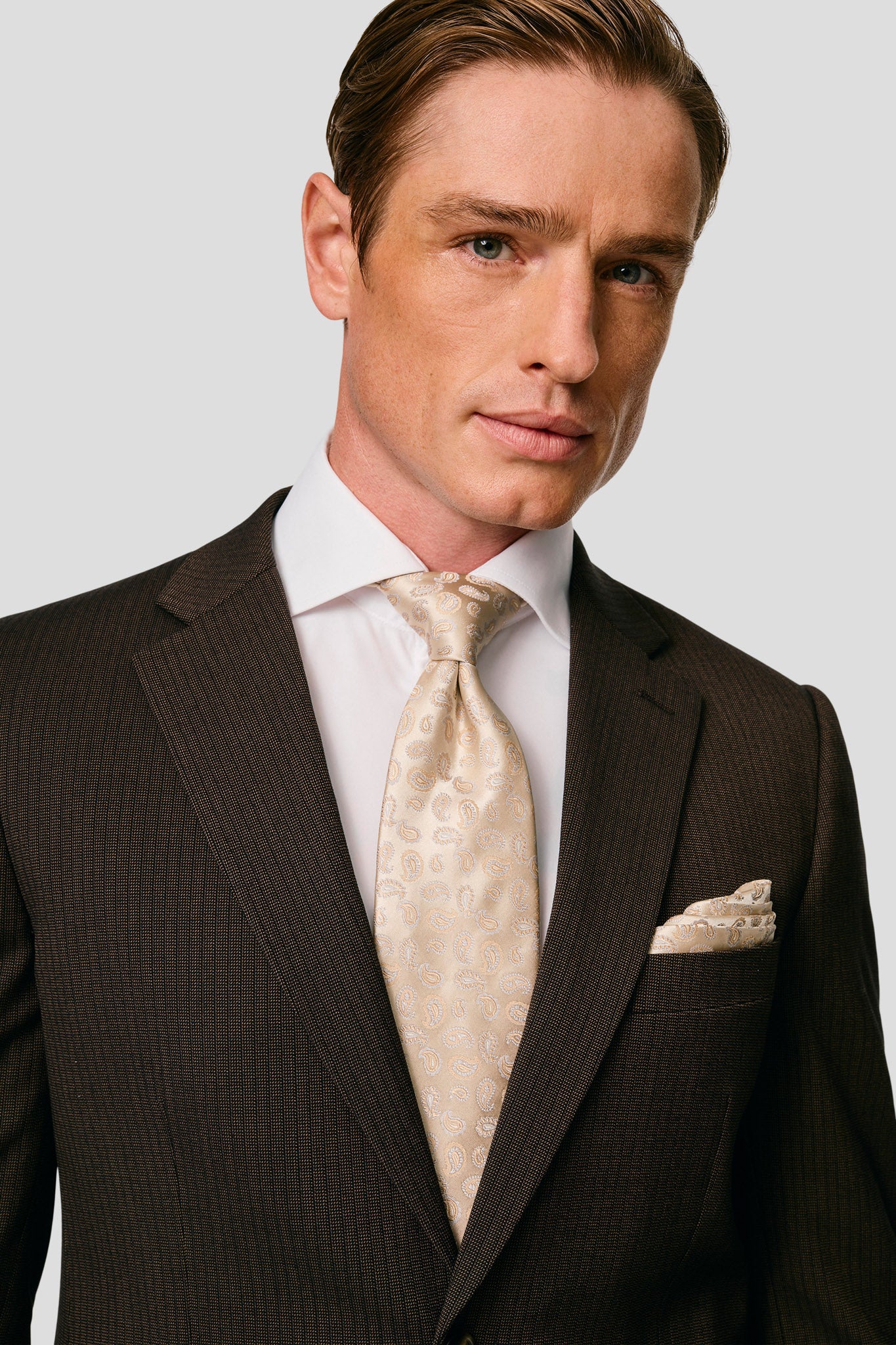 PRESTIGE brunt jakkesæt med striber PRESTIGE