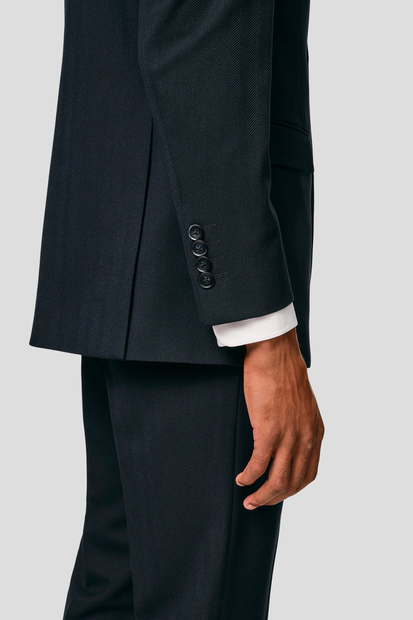 PRESTIGE navy three-piece jakkesæt med sildeben PRESTIGE