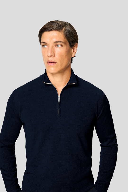Marineblauer Merino-Strickpullover mit Viertelreißverschluss
