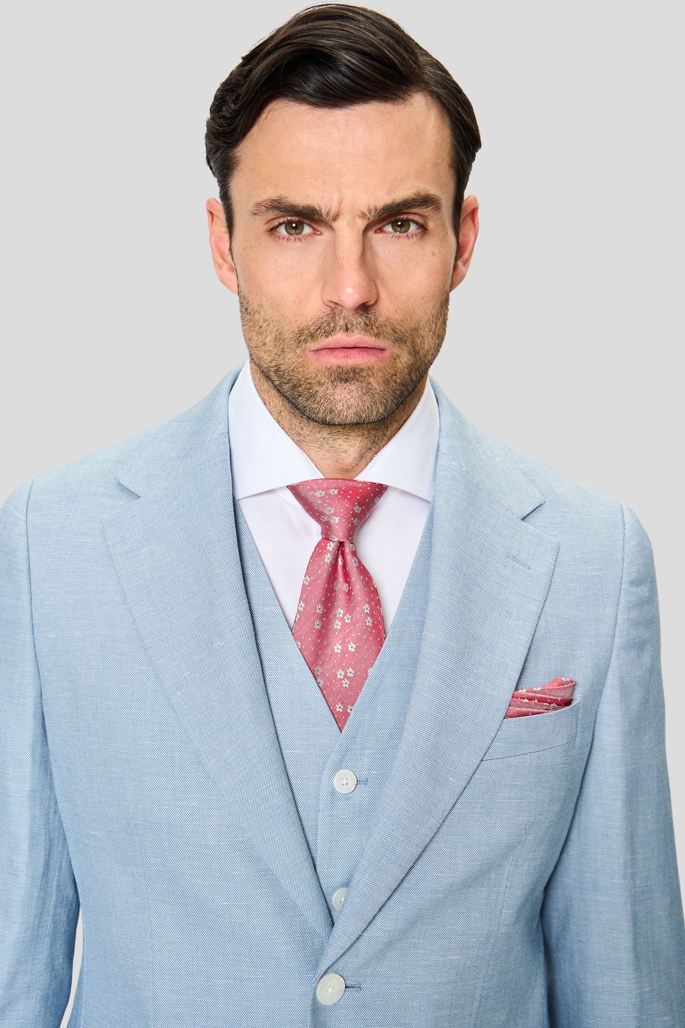 PRESTIGE lyseblåt three-piece hørjakkesæt