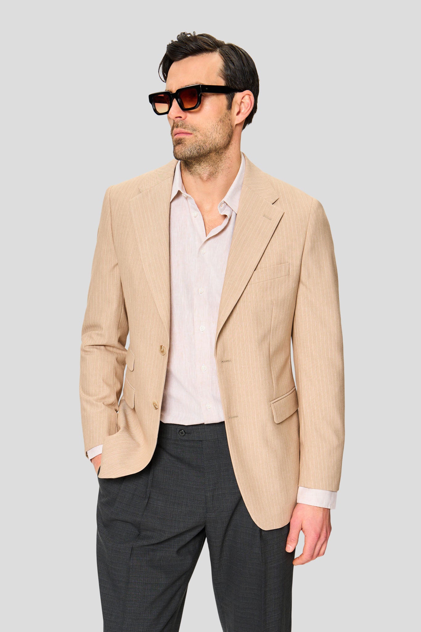 Beige hørskjorte